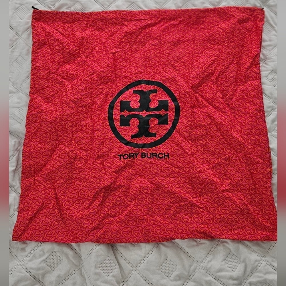🌟Tory Burch Logo Oversized Pink Dust Bag🌟